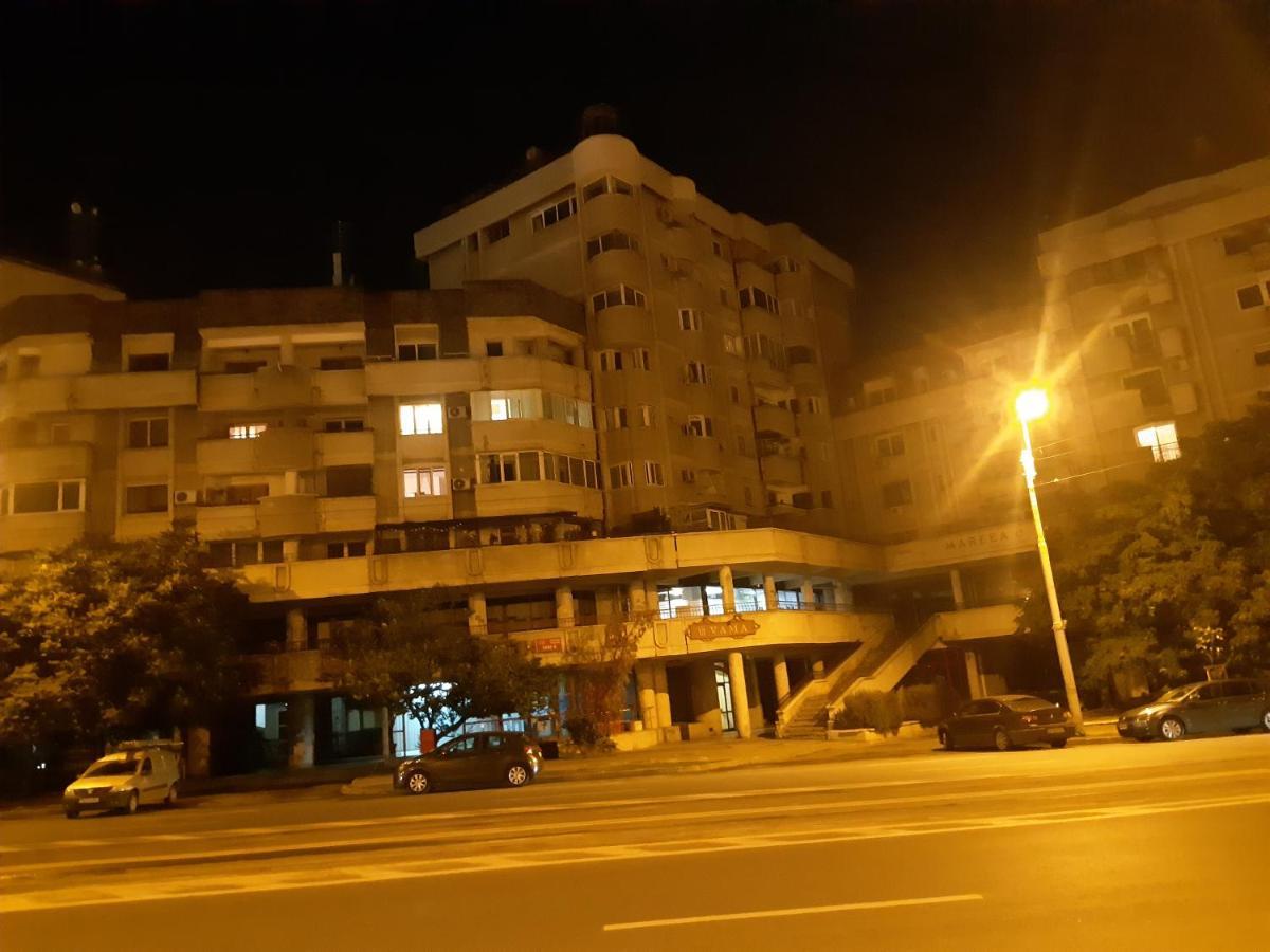 Apartament In Centrul Iasului Iasi Exterior foto